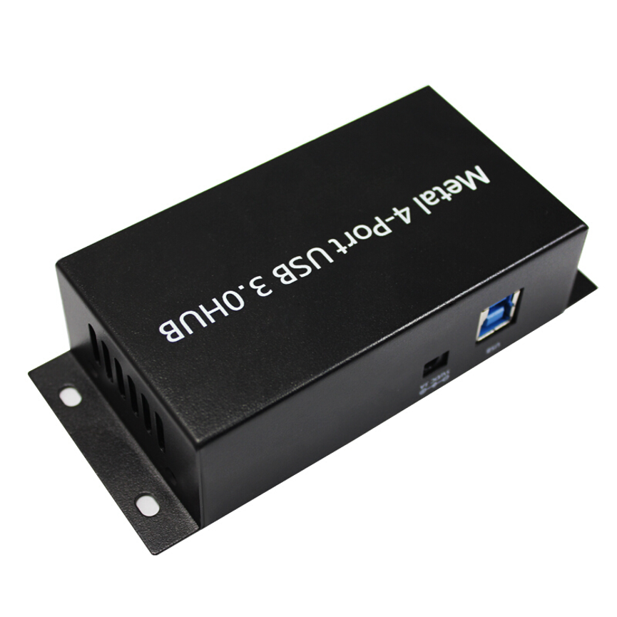 B-04 USB 3.0 hub with mounting brackets