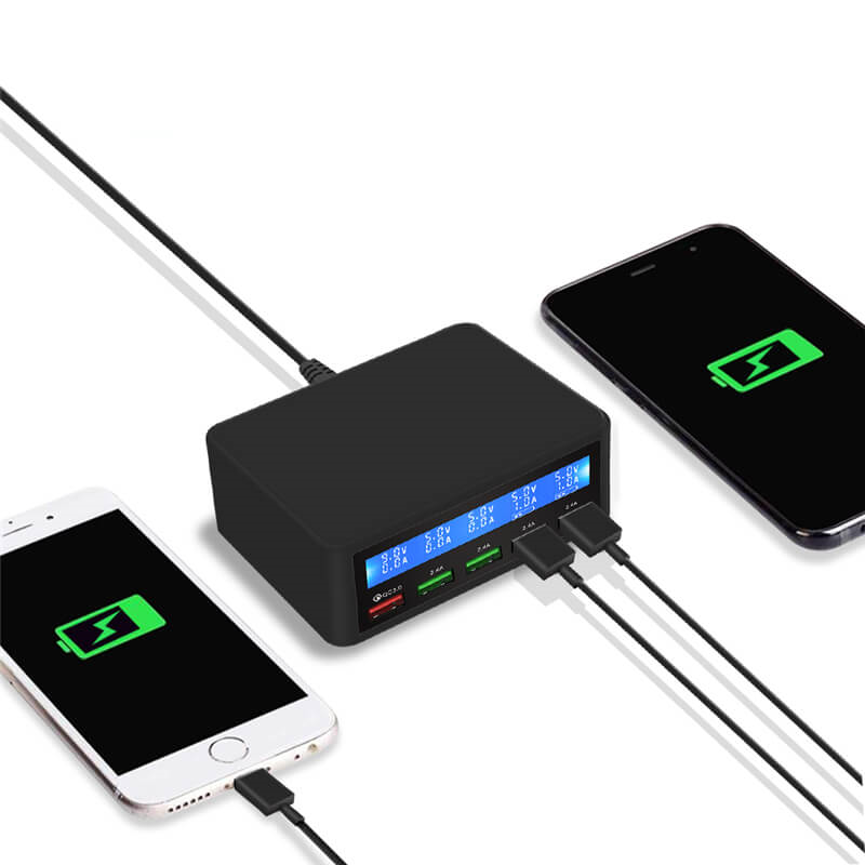 LC-818 USB charger with Quick Charge port and connected phones