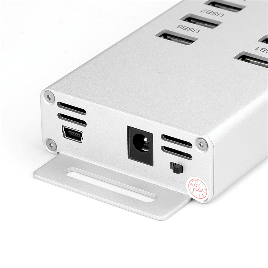 A-10A USB 2.0 HUB close-up with USB ports and mounting bracket